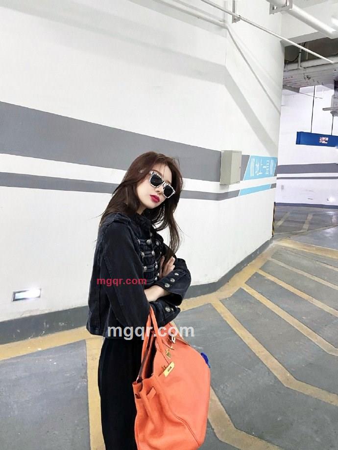 榴莲少女的第3张照片