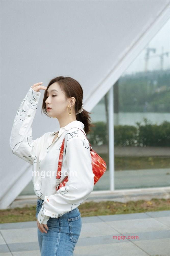 悲伤的酒的第1张照片