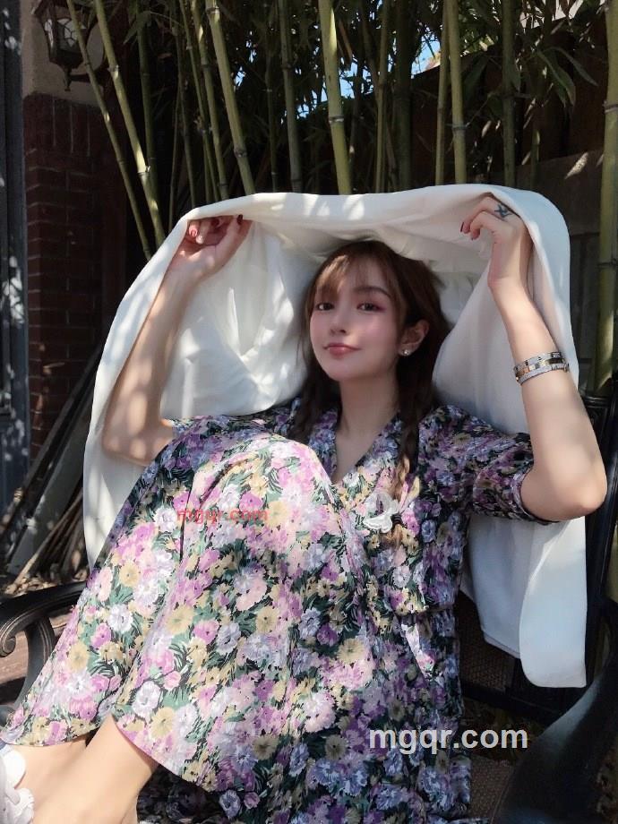 泪水哽咽的第1张照片