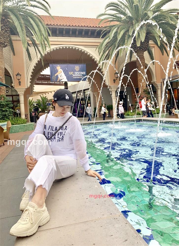 菲奥娜的第2张照片