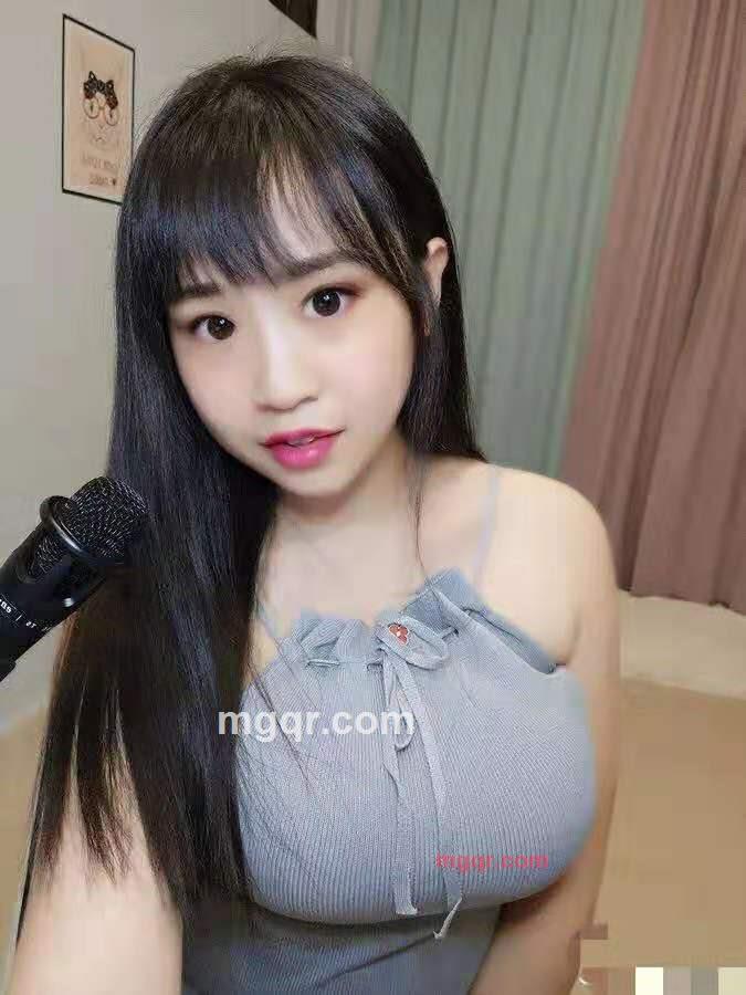 小蜜的第1张照片