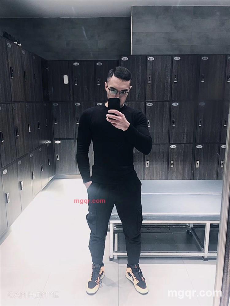 凯撒玩笑呢的第1张照片