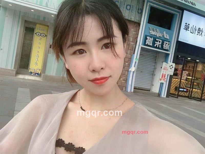 潮湿的心的第2张照片