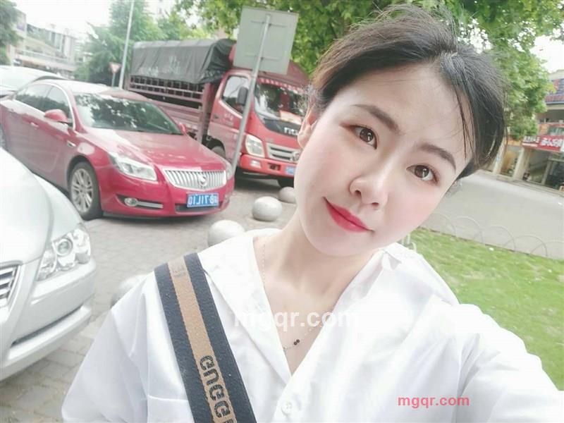 潮湿的心的第1张照片