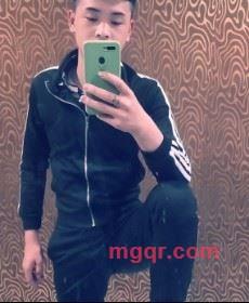 俗人的第1张照片