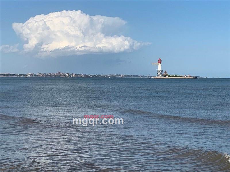 平淡多彩的第2张照片