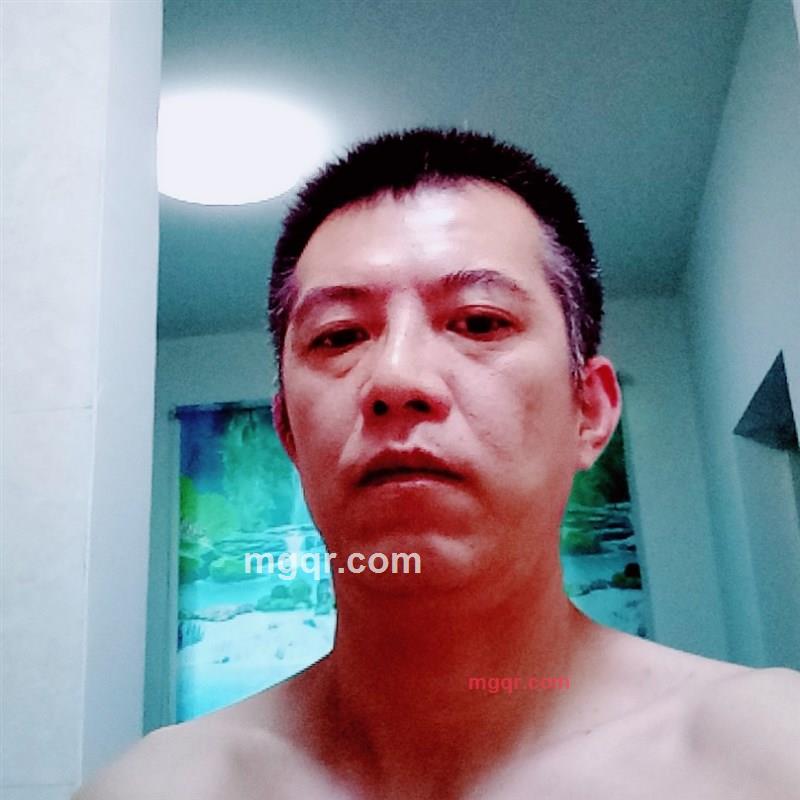 寂寞男人的第2张照片