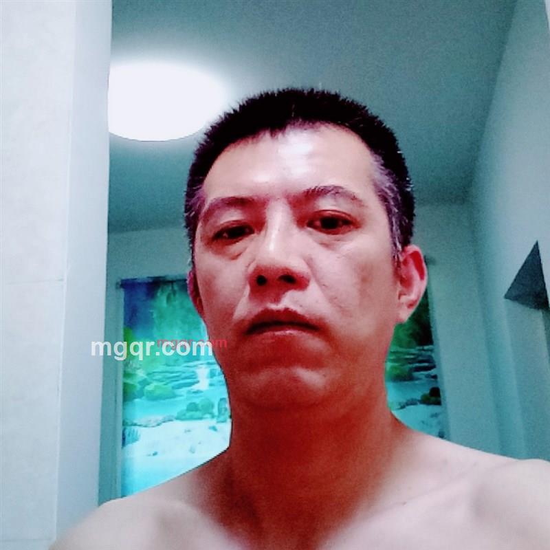 寂寞男人的第1张照片