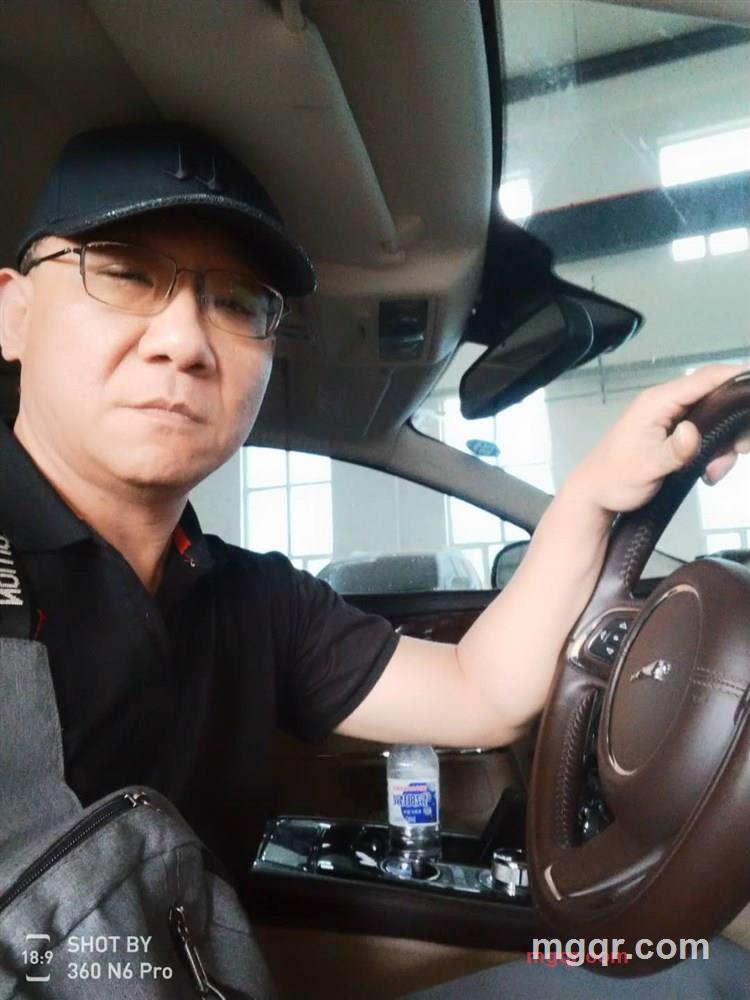 摆渡人的第6张照片