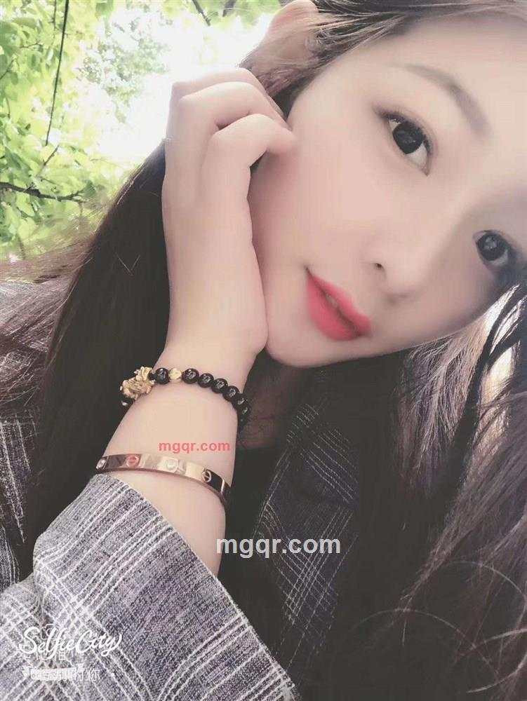 少年你的心里装着谁的第2张照片