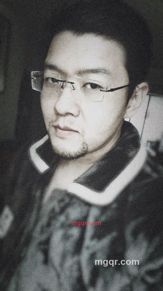 ~夜色~的第1张照片