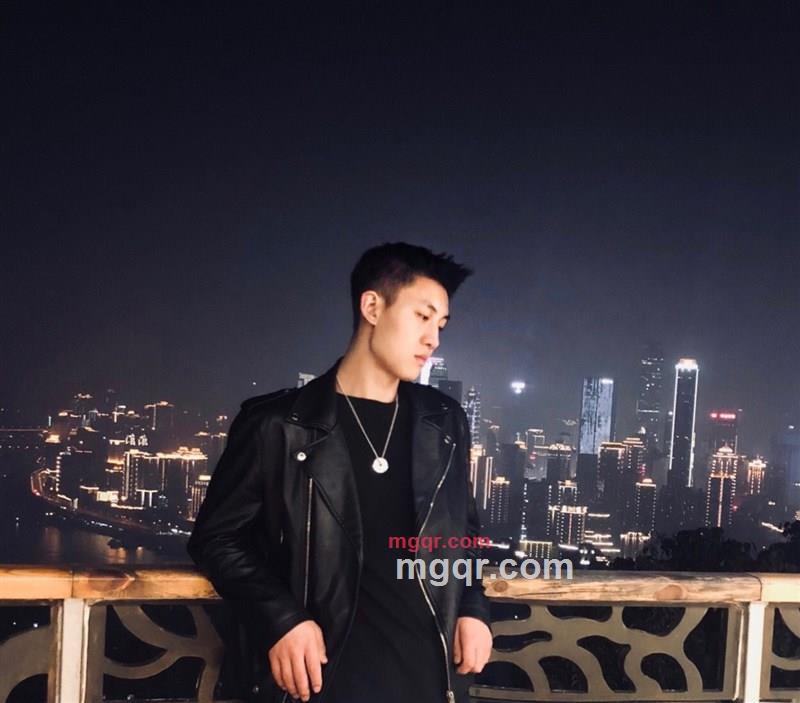 奋青80末的第2张照片