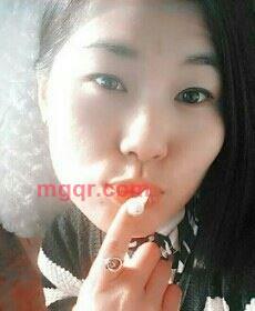 小脾气的第3张照片