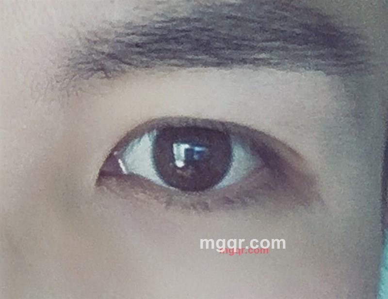 煎饼卷大蒜的第1张照片