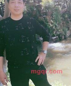 伍佰年精灵的第3张照片