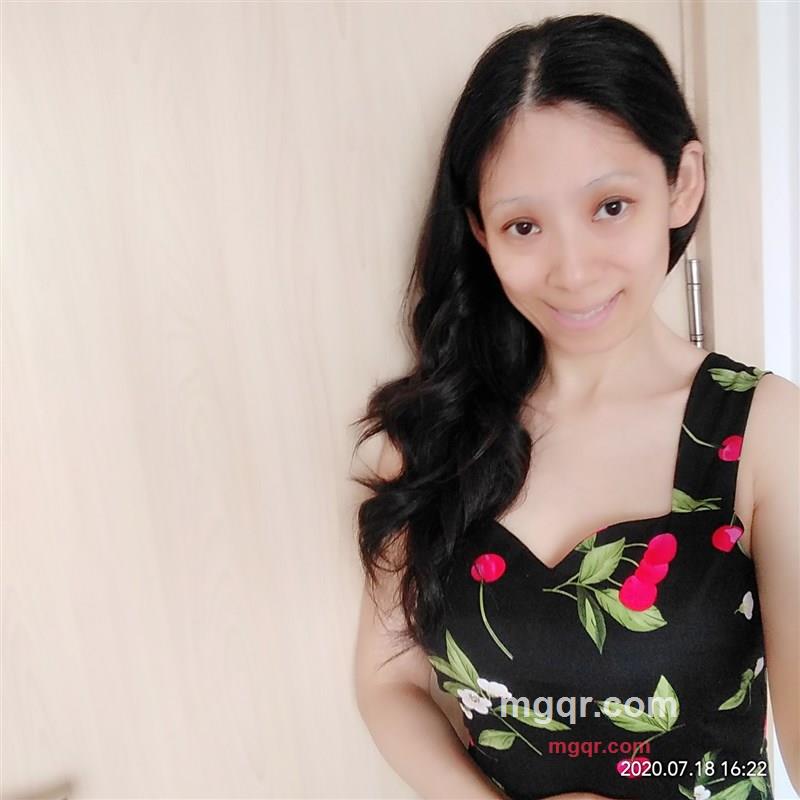 小家碧玉的第1张照片