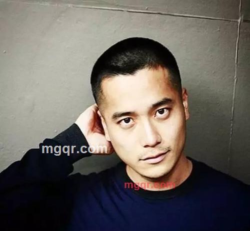 爱的幽灵的第1张照片