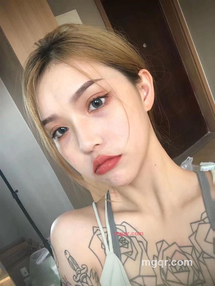 蜜儿超甜的第1张照片