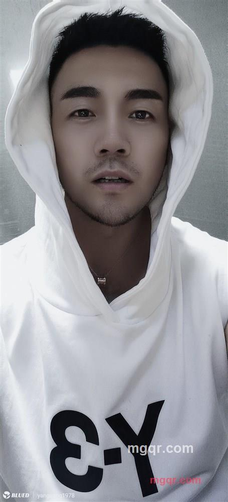 她什么时候出现的第2张照片