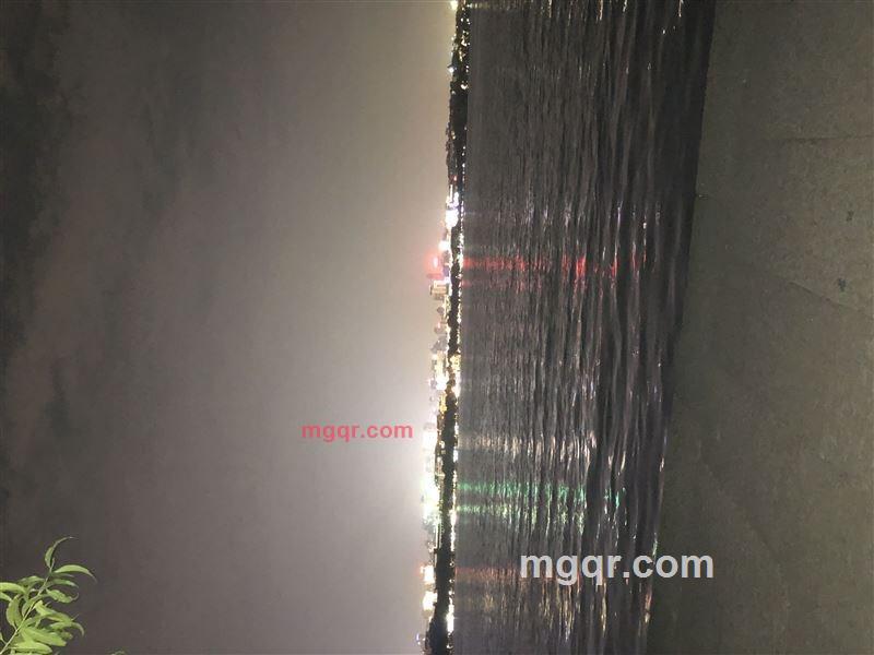 心中有爱的第1张照片