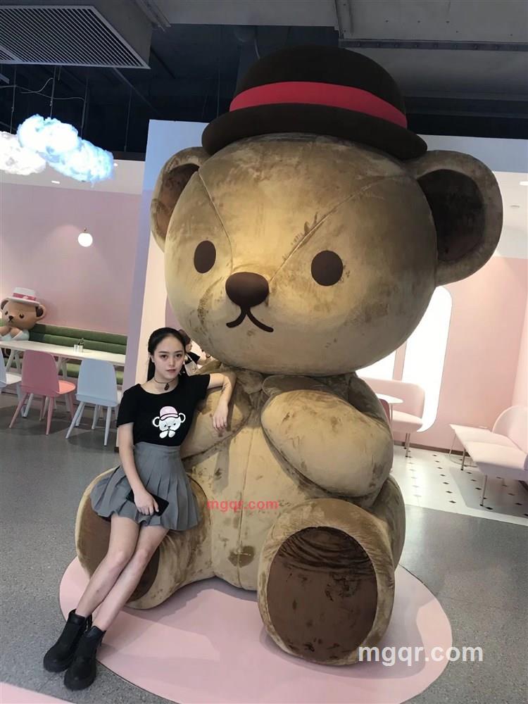 上一组第一张照片