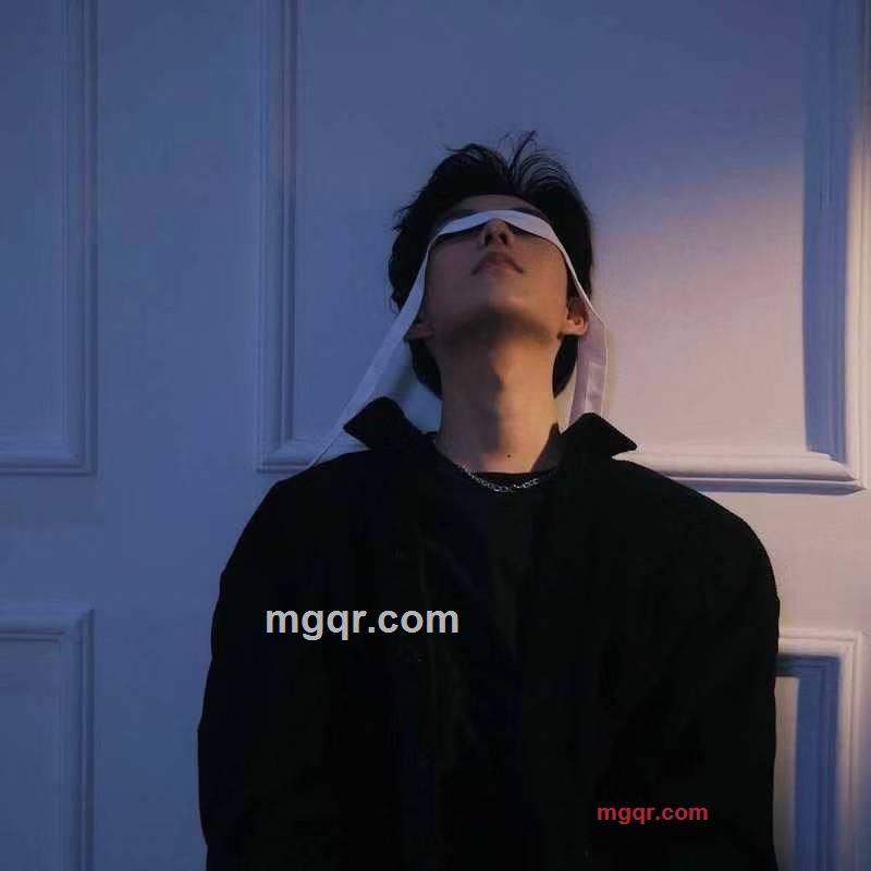 Agoni的第1张照片