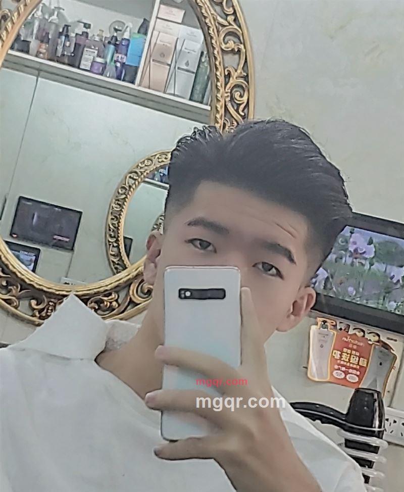 飞飞不可爱的第1张照片