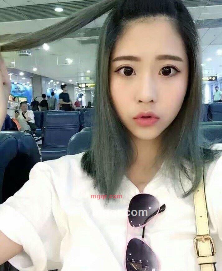 卖火柴的小女孩的第1张照片