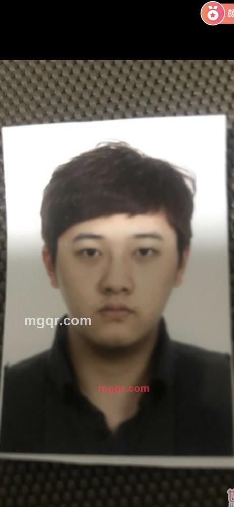 过路人的第1张照片