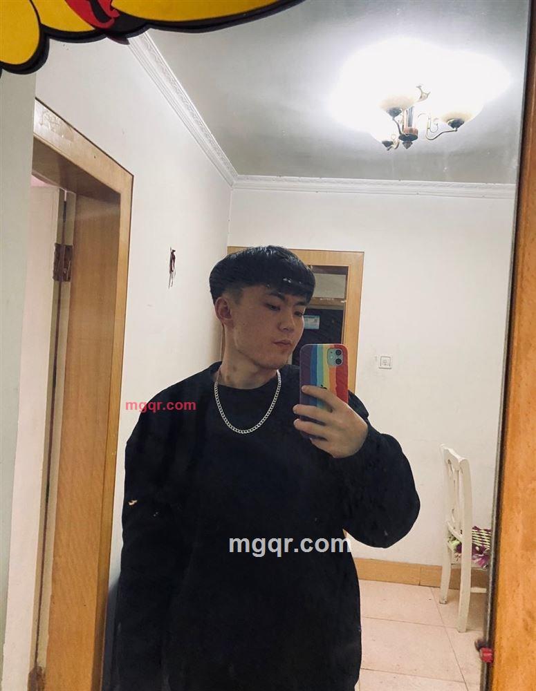 你想要的小鲜肉的第3张照片