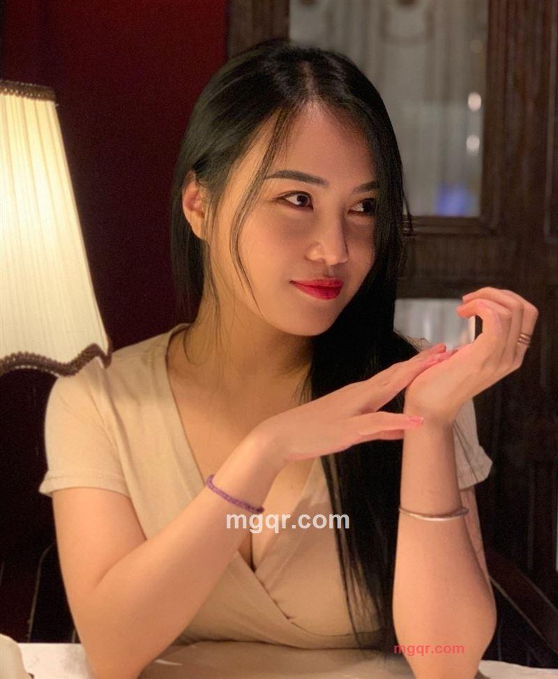 小魔女米露的第1张照片