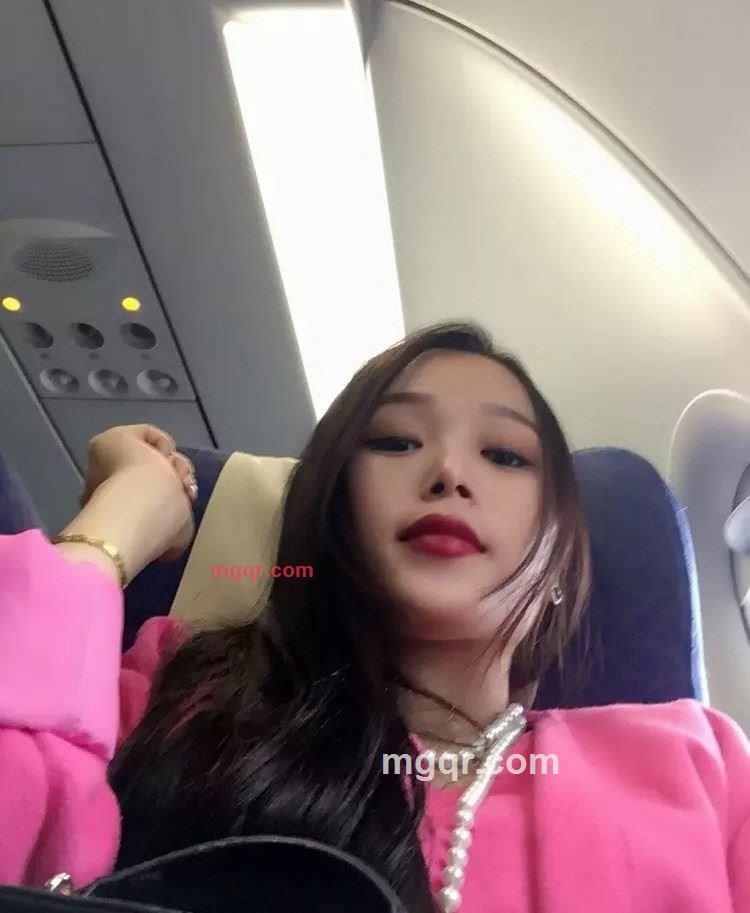 爱总会有空洞的第3张照片