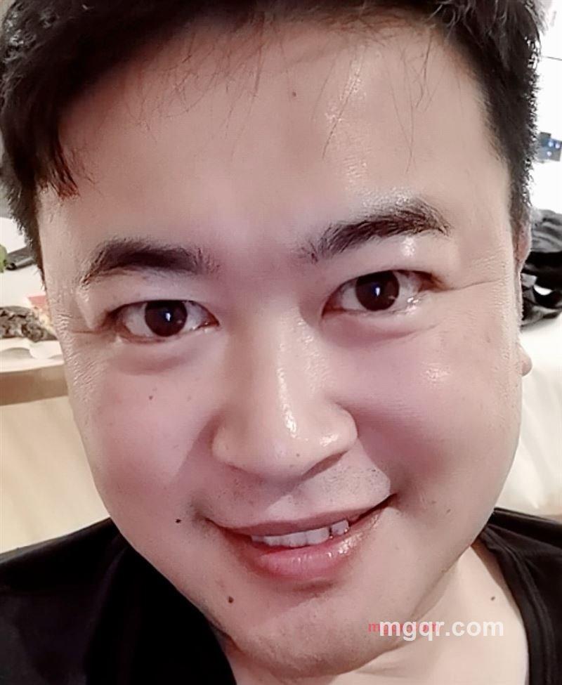 快乐出墙的第1张照片