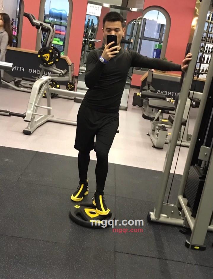 伴度余生的第1张照片