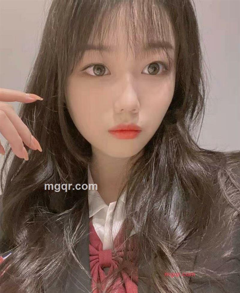 多年背带裤的第1张照片