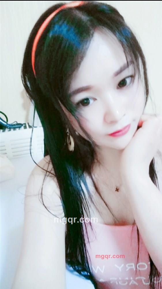 小妖精的第5张照片