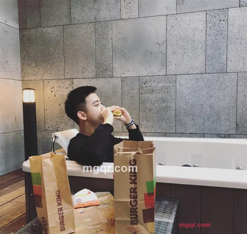 ?不完的寂寞的第1张照片