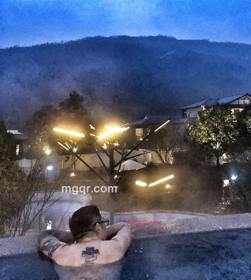 无处安放@寂寞的第1张照片