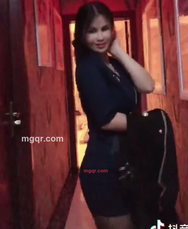 小小妖精的第1张照片