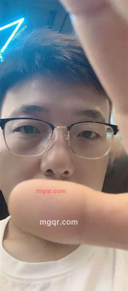 帅气小哥哥的第7张照片