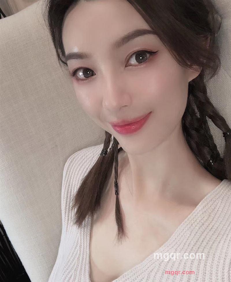 夏天的尾巴的第1张照片