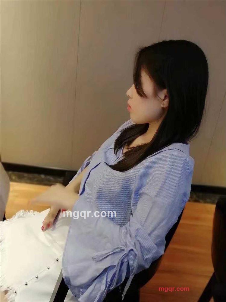 年年的第1张照片