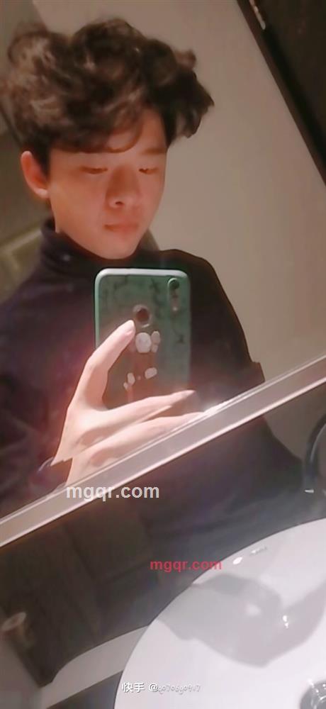 小*男的第1张照片