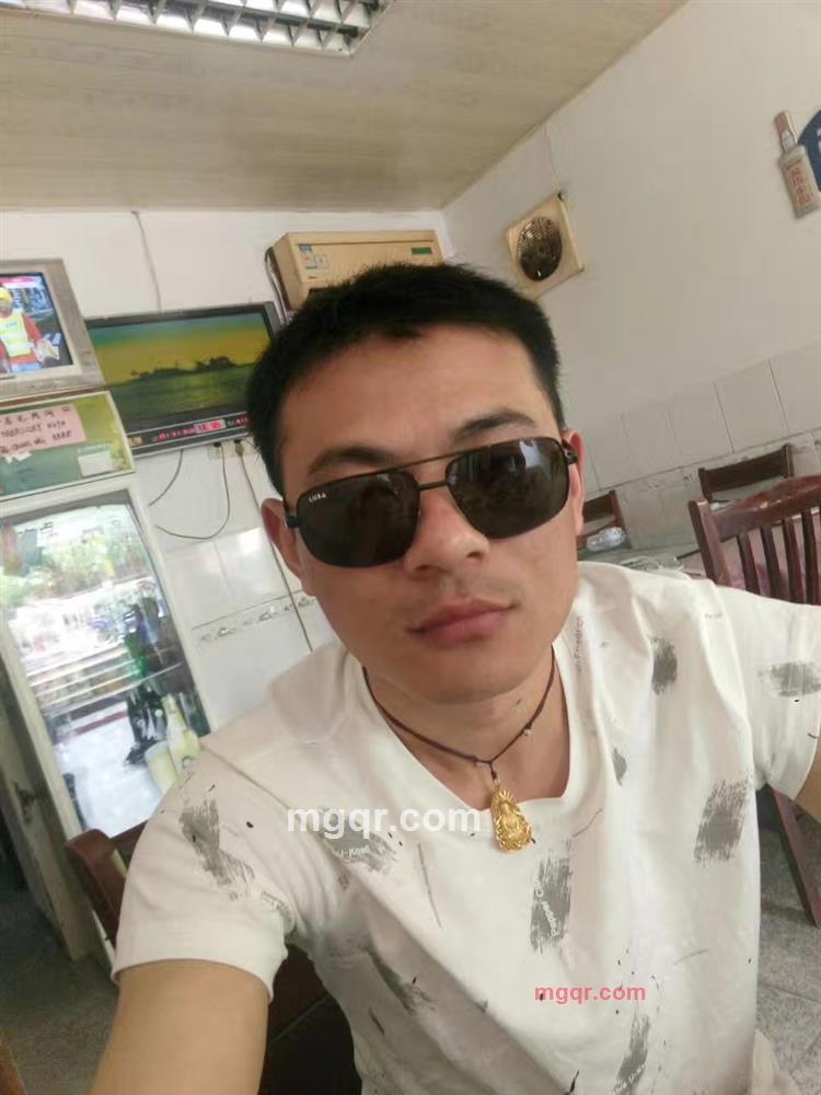 强大的小弟的第3张照片