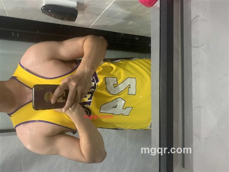 Simple的第6张照片