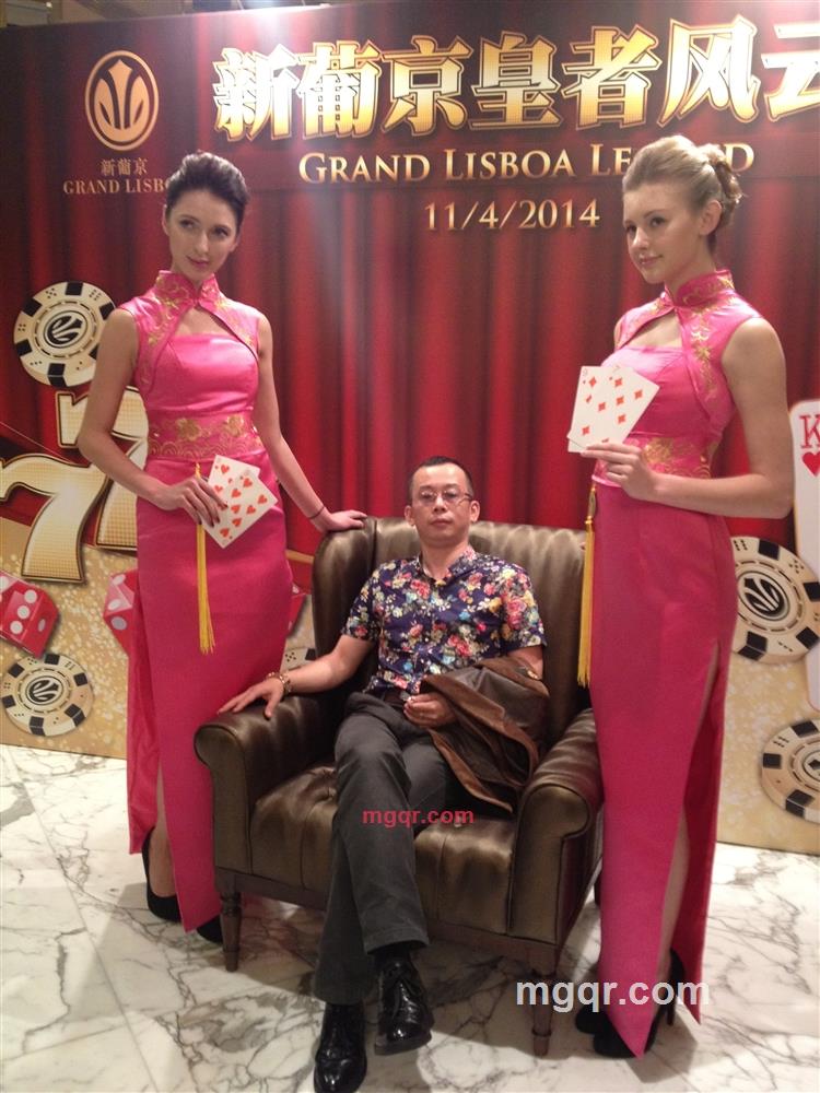 阳光灿的第2张照片