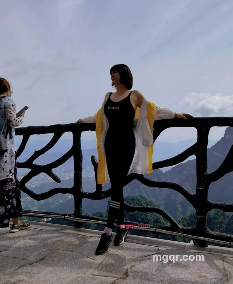 小女人的第6张照片