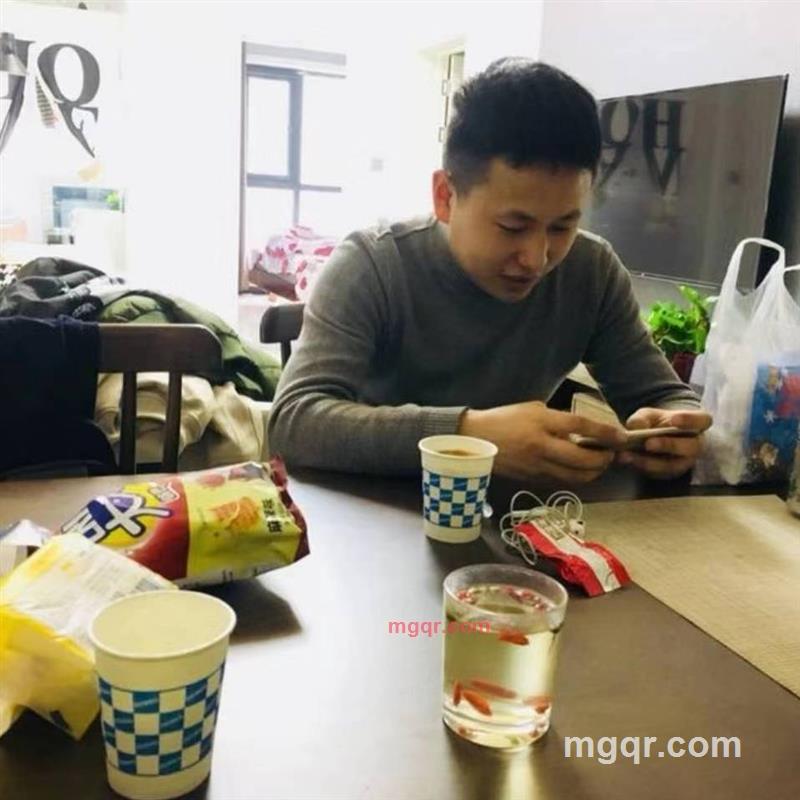 隔壁老王在卖瓜的第1张照片