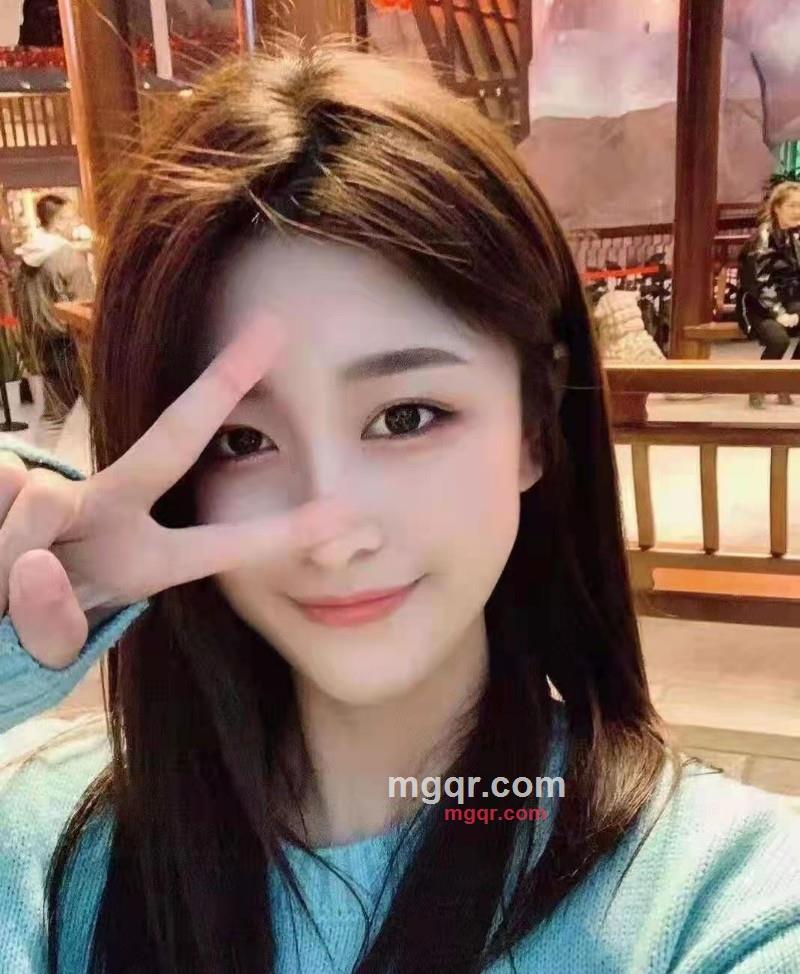 拾风的女孩的第2张照片