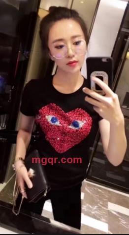 钟薛高的第1张照片